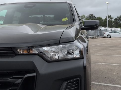 New 2026 Chevrolet Colorado W/T w/ WT Custom Package RWD image 12