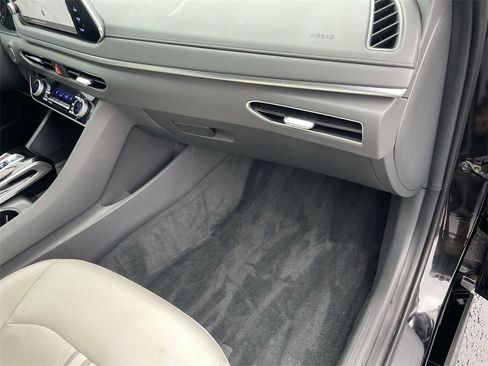 Used 2023 Hyundai Sonata SEL image 32
