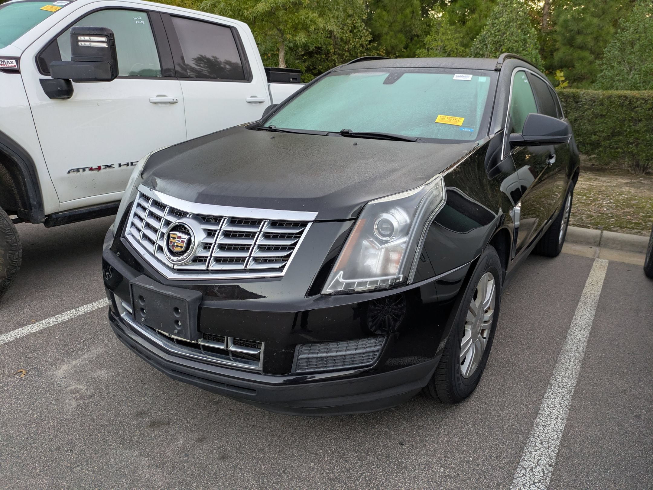 Used 2015 Cadillac SRX FWD image 3
