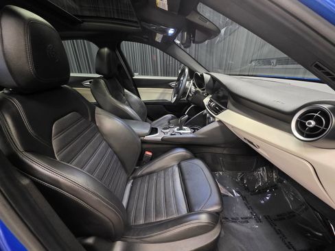 Used 2021 Alfa Romeo Giulia Ti Sport AWD/4WD image 37