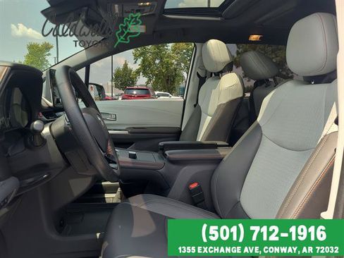 Used 2022 Toyota Sienna XSE w/ XSE Plus Package AWD/4WD image 11