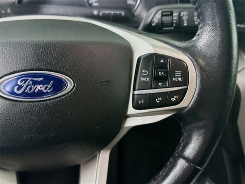 Used 2021 Ford Explorer XLT w/ Equipment Group 202A image 27