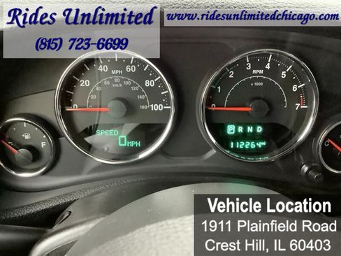 Used 2015 Jeep Wrangler Unlimited Rubicon w/ Dual Top Group AWD/4WD image 18