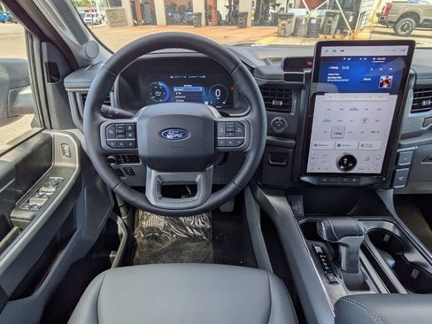 New 2025 Ford F150 Lightning Flash AWD/4WD image 17