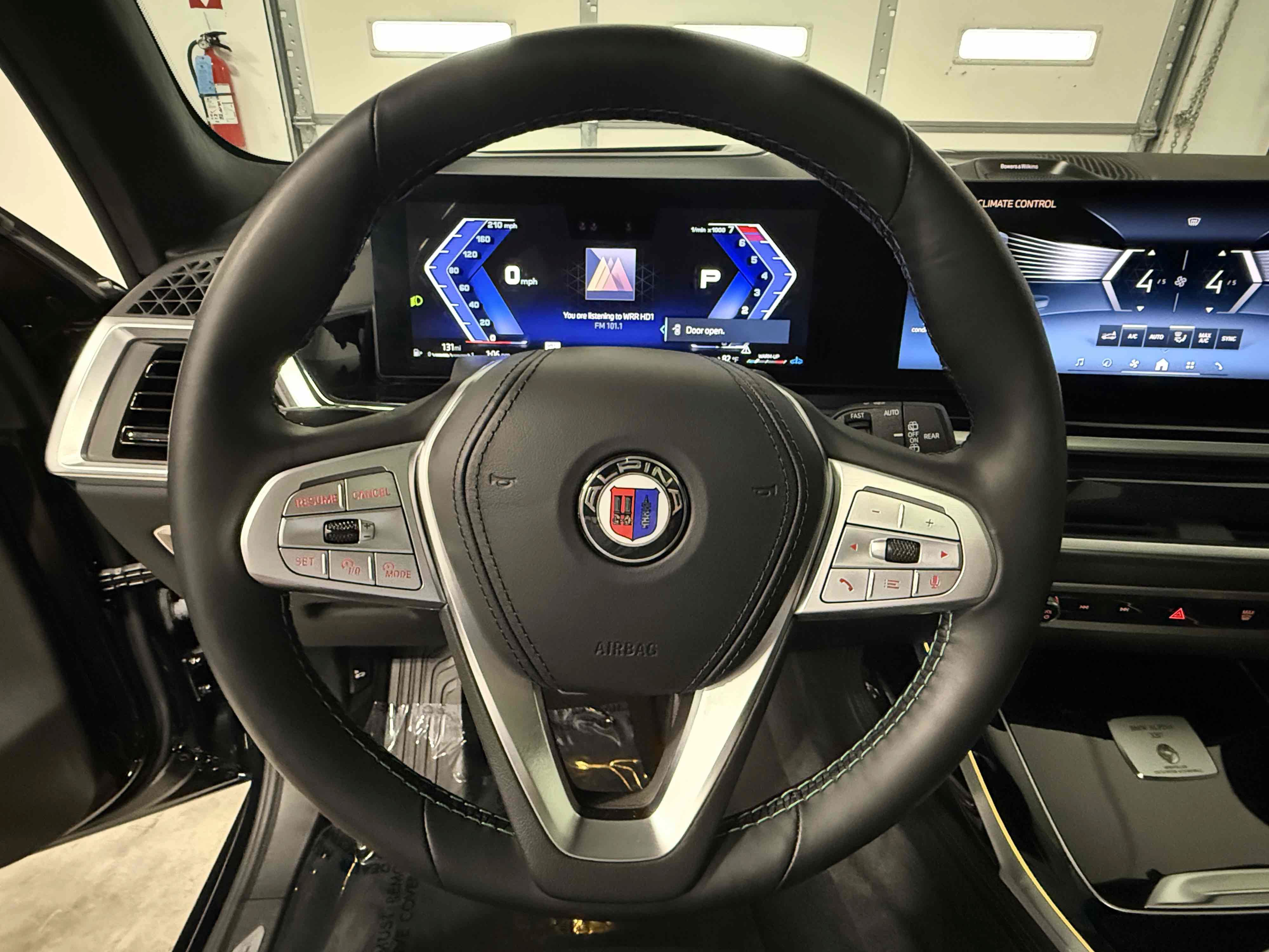 Used 2025 BMW ALPINA XB7 AWD/4WD image 14