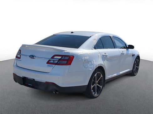 Used 2016 Ford Taurus SHO w/ Equipment Group 401A image 8