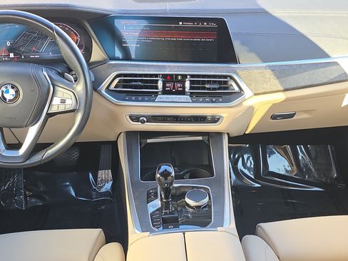 Used 2022 BMW X5 sDrive40i w/ Premium Package image 17