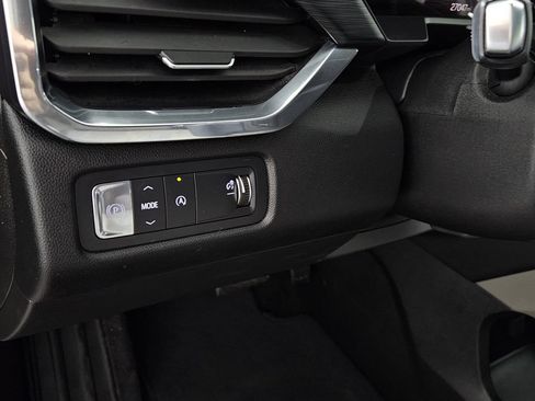 Used 2024 GMC Acadia Elevation FWD image 23