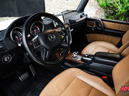 Used 2014 Mercedes-Benz G 63 AMG 4MATIC image 2
