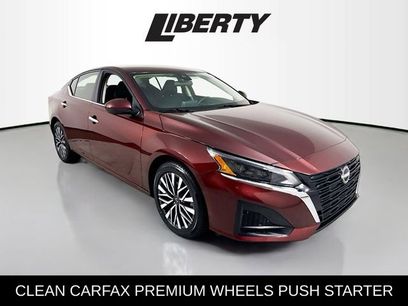 Used 2023 Nissan Altima 2.5 SV