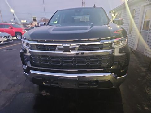 Used 2022 Chevrolet Silverado 1500 LT image 8