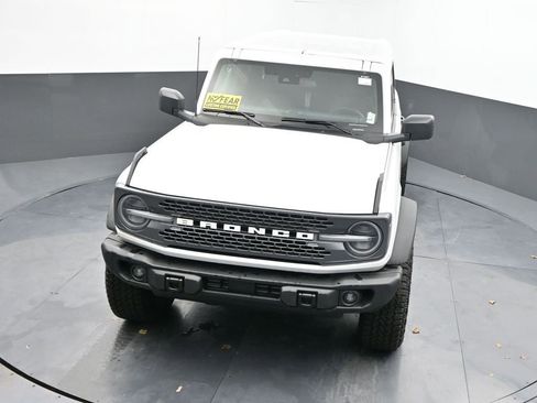 New 2025 Ford Bronco Badlands w/ Sasquatch Package image 38