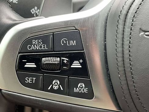 Used 2023 BMW M340i RWD image 18