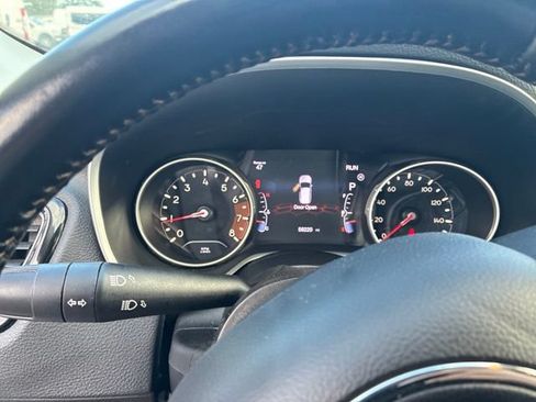 Used 2020 Jeep Compass Limited AWD/4WD image 13
