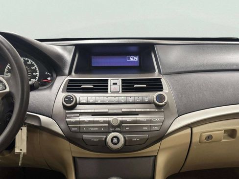 Used 2011 Honda Accord LX image 21