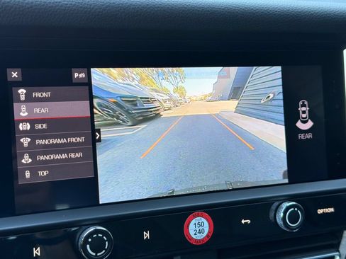 Certified 2024 Porsche Macan S w/ Premium Plus Package AWD/4WD image 19