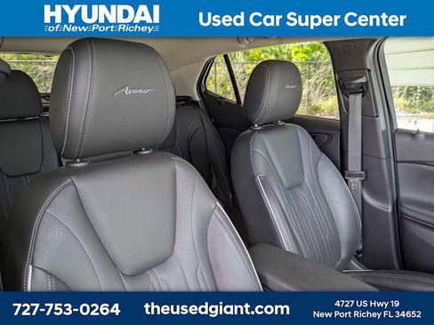 Used 2024 Buick Encore GX Avenir w/ Avenir Technology Package image 6