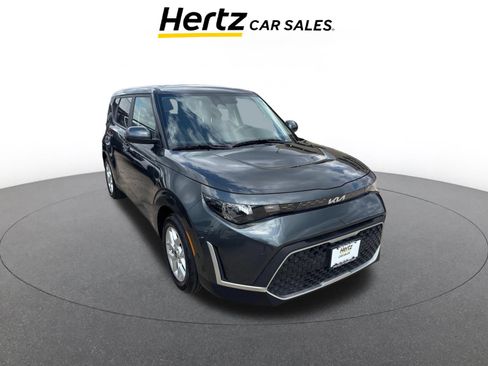 Used 2025 Kia Soul LX w/ LX Technology Package image 1