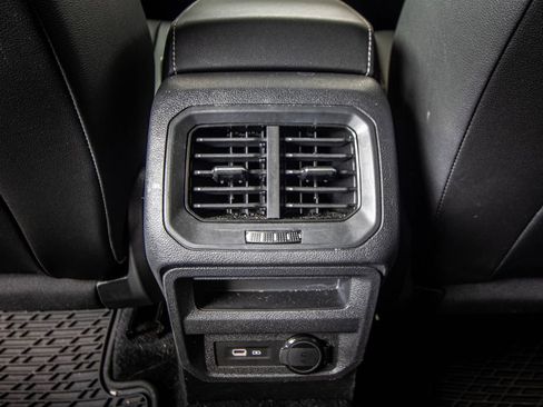 Certified 2023 Volkswagen Tiguan SE R-Line FWD image 28