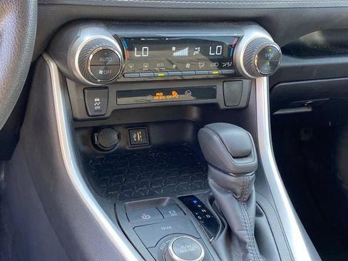 Used 2024 Toyota RAV4 LE AWD/4WD image 13