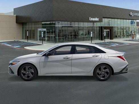 New 2026 Hyundai Elantra Sport image 3