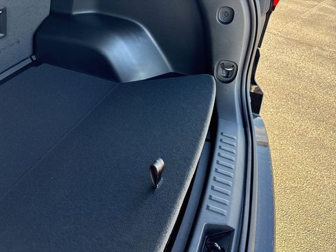 New 2026 GMC Terrain AT4 w/ LPO, Black Badging Package image 36