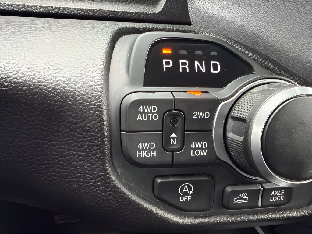 Used 2025 RAM 1500 Big Horn AWD/4WD image 23