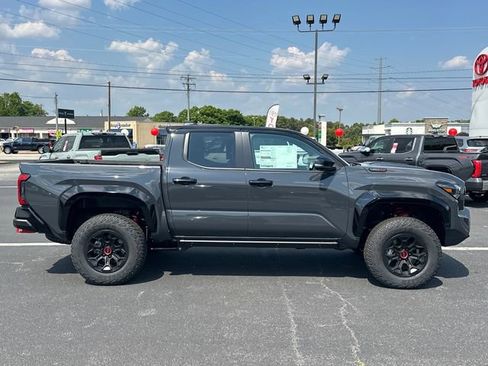 New 2026 Toyota Tacoma TRD Pro AWD/4WD image 2