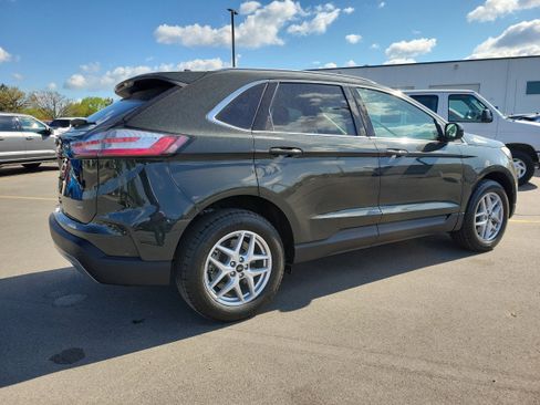 Used 2023 Ford Edge SEL w/ Convenience Package AWD/4WD image 4