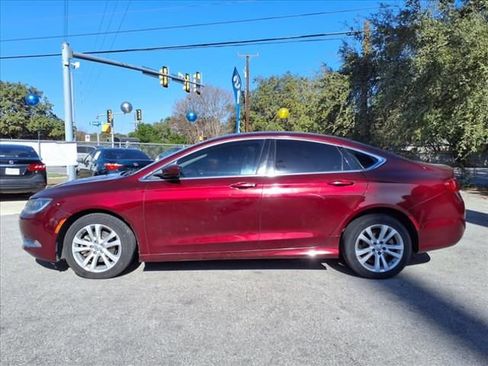 Used 2015 Chrysler 200 Limited image 5