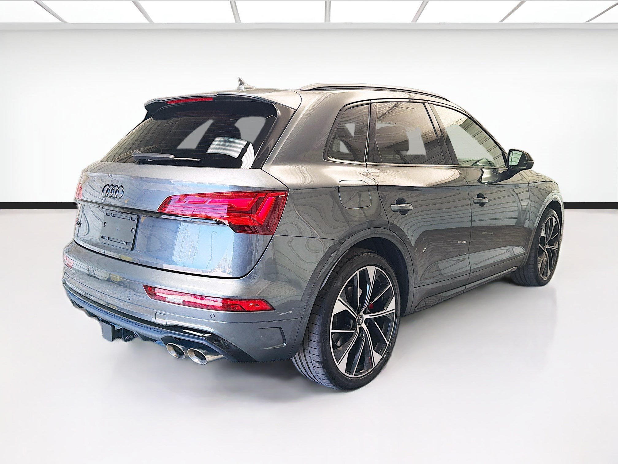 Used 2024 Audi SQ5 Premium Plus w/ Premium Plus Package AWD/4WD image 4