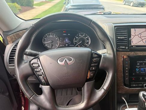 Used 2021 INFINITI QX80 Premium Select w/ All-Season Package RWD image 16