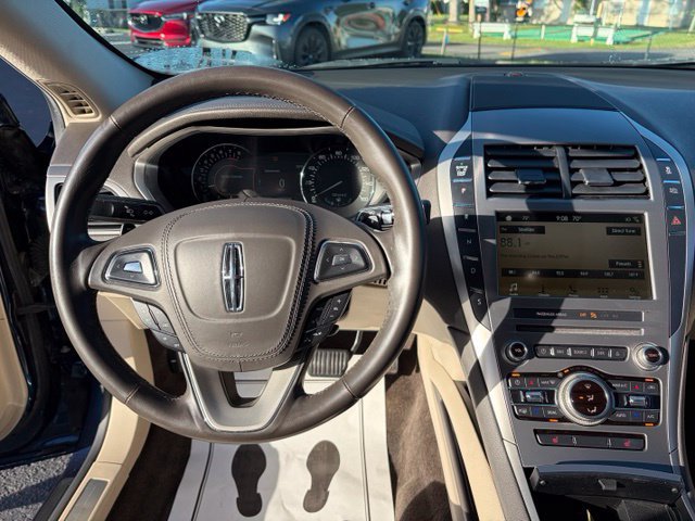 Used 2017 Lincoln MKZ Premiere AWD/4WD image 17