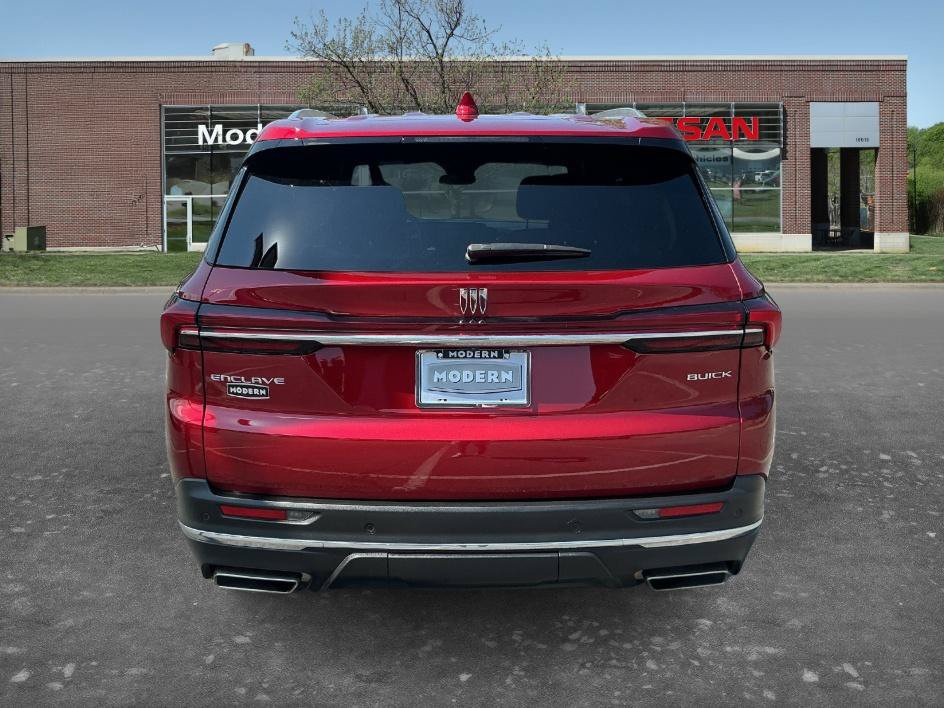 Used 2025 Buick Enclave Preferred FWD image 3