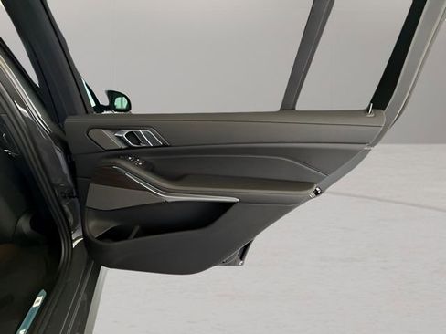 Used 2026 BMW X7 xDrive40i image 34