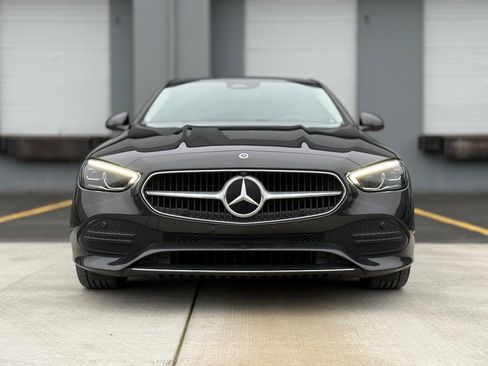 Used 2023 Mercedes-Benz C 300 Sedan w/ Exclusive Trim Package image 9