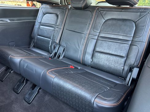 Certified 2024 Lincoln Navigator Black Label AWD/4WD image 15