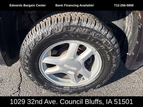 Used 2004 GMC Envoy XUV SLE w/ 1SB Preferred Equipment Group image 9