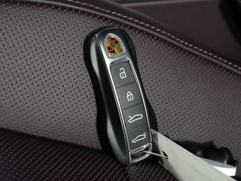 New 2026 Porsche Taycan image 23