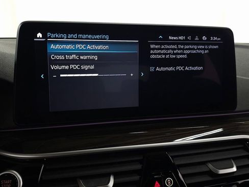 Used 2023 BMW 530e xDrive w/ Premium Package image 30