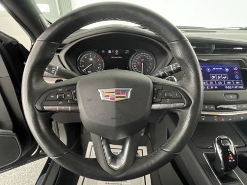 Used 2023 Cadillac XT4 Sport image 38
