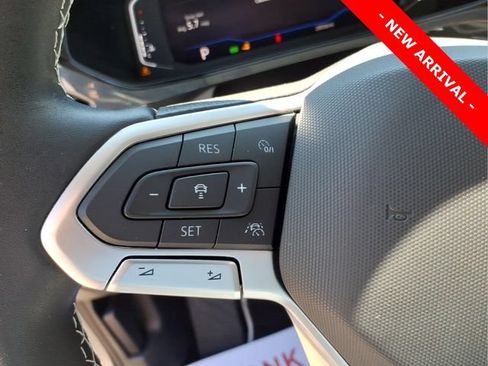 Used 2023 Volkswagen Taos SEL AWD/4WD image 13