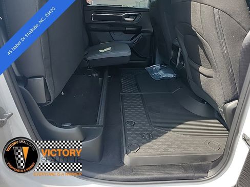 New 2026 RAM 1500 4x4 Crew Cab image 36