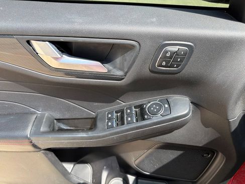 Used 2023 Ford Escape ST-Line Select w/ Tech Pack #2 AWD/4WD image 21