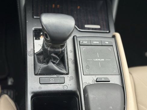 Certified 2020 Lexus ES 350 Luxury image 16