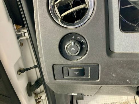 Used 2012 Ford F150 XLT AWD/4WD image 18