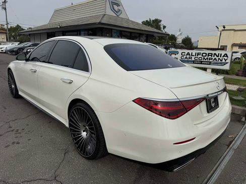 Used 2022 Mercedes-Benz S 580 4MATIC Sedan image 3