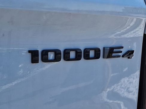 New 2025 Cadillac Escalade IQ Sport 2 w/ LPO, ONYX Package image 20