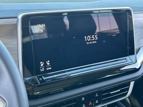New 2026 Volkswagen Atlas SE FWD image 22