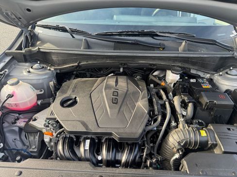 Used 2025 Kia Sportage LX image 25